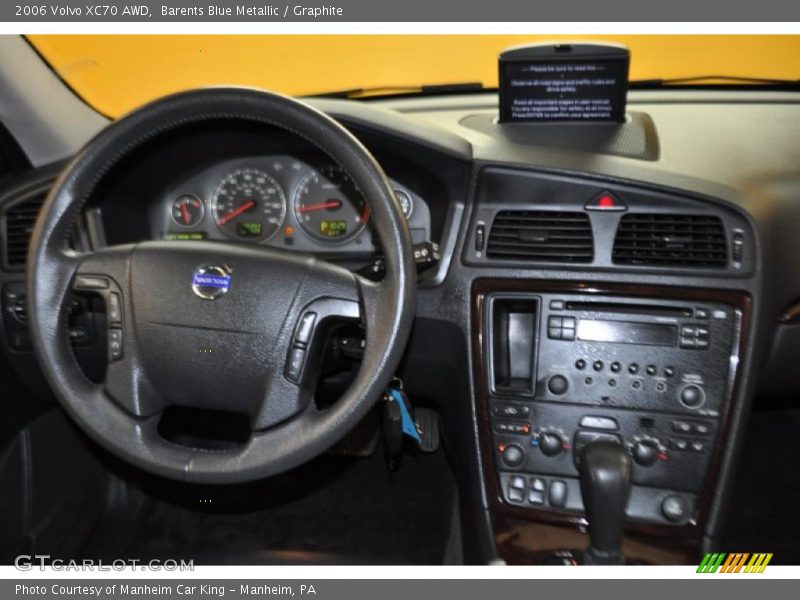 Barents Blue Metallic / Graphite 2006 Volvo XC70 AWD