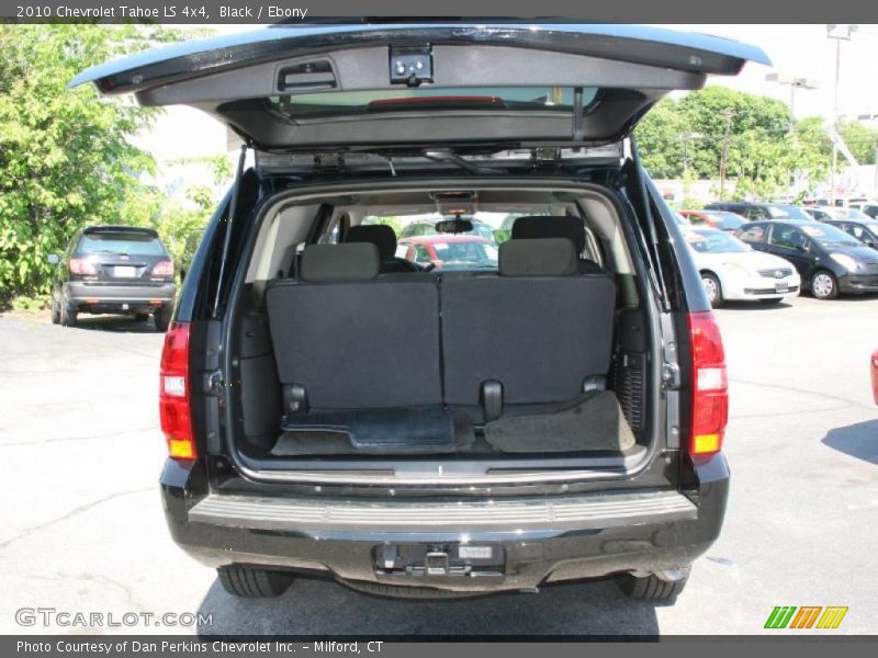 Black / Ebony 2010 Chevrolet Tahoe LS 4x4
