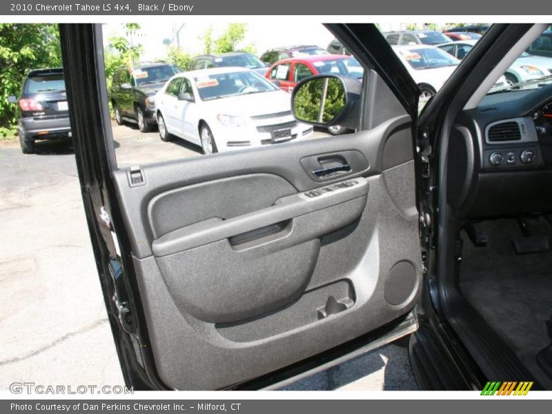 Black / Ebony 2010 Chevrolet Tahoe LS 4x4