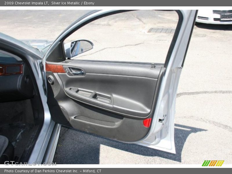Silver Ice Metallic / Ebony 2009 Chevrolet Impala LT