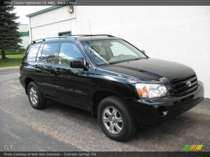 Black / Ivory 2004 Toyota Highlander V6 4WD