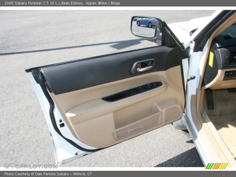 Aspen White / Beige 2005 Subaru Forester 2.5 XS L.L.Bean Edition