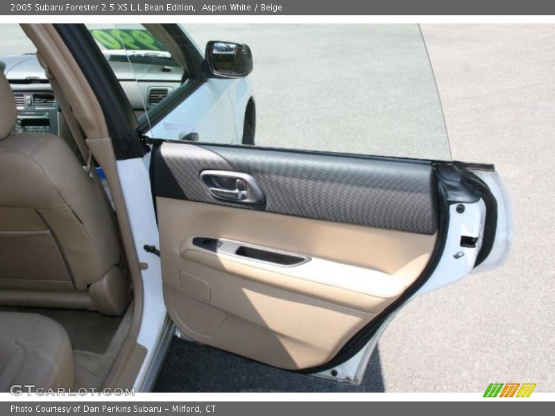 Aspen White / Beige 2005 Subaru Forester 2.5 XS L.L.Bean Edition