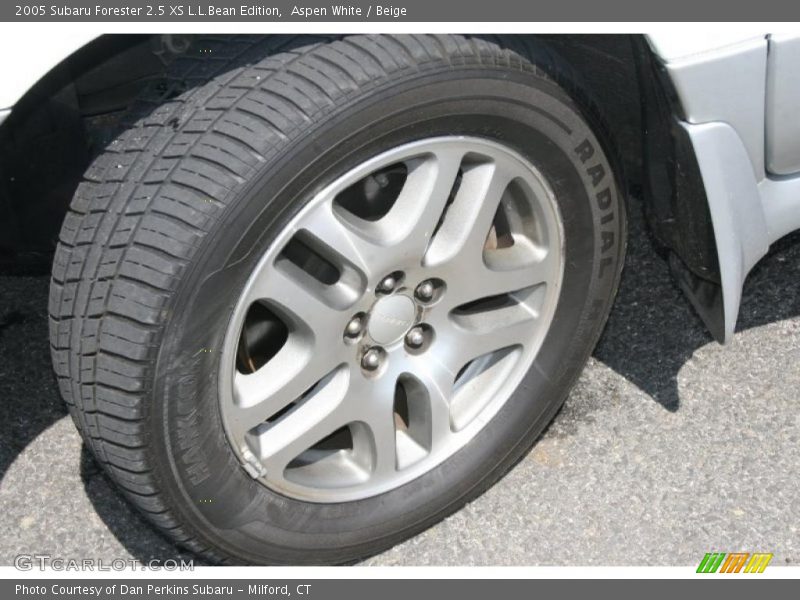 Aspen White / Beige 2005 Subaru Forester 2.5 XS L.L.Bean Edition