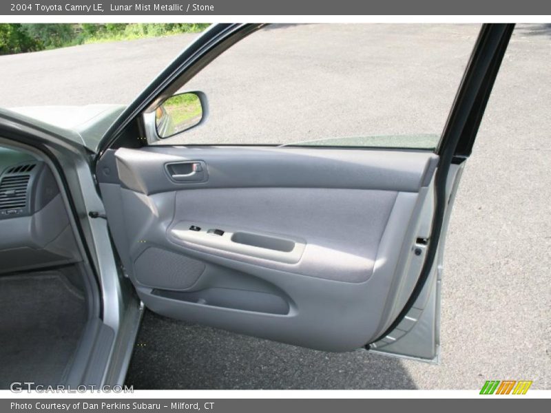 Lunar Mist Metallic / Stone 2004 Toyota Camry LE