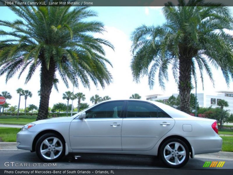 Lunar Mist Metallic / Stone 2004 Toyota Camry XLE