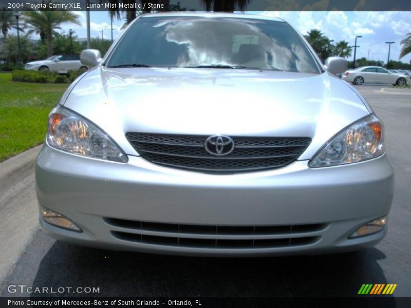 Lunar Mist Metallic / Stone 2004 Toyota Camry XLE