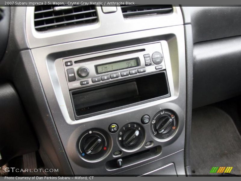 Crystal Gray Metallic / Anthracite Black 2007 Subaru Impreza 2.5i Wagon
