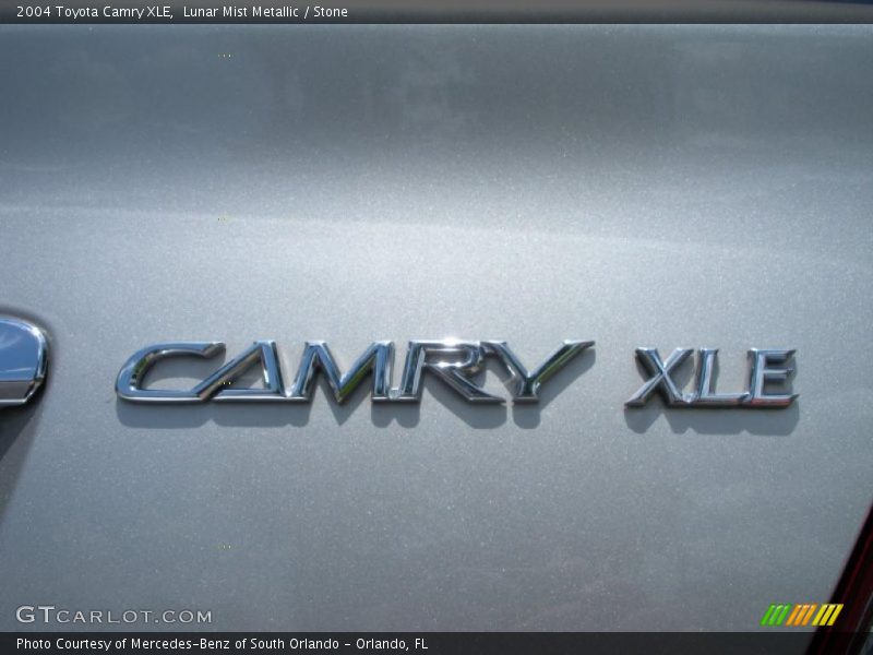 Lunar Mist Metallic / Stone 2004 Toyota Camry XLE
