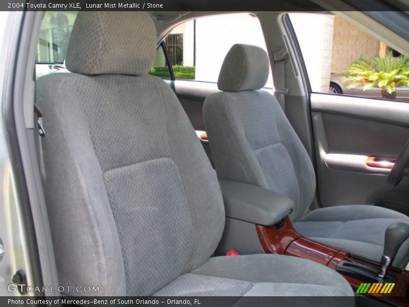 Lunar Mist Metallic / Stone 2004 Toyota Camry XLE