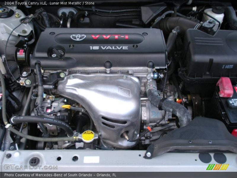 Lunar Mist Metallic / Stone 2004 Toyota Camry XLE