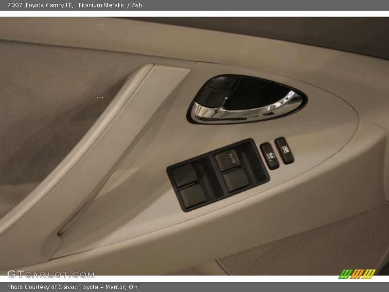 Titanium Metallic / Ash 2007 Toyota Camry LE