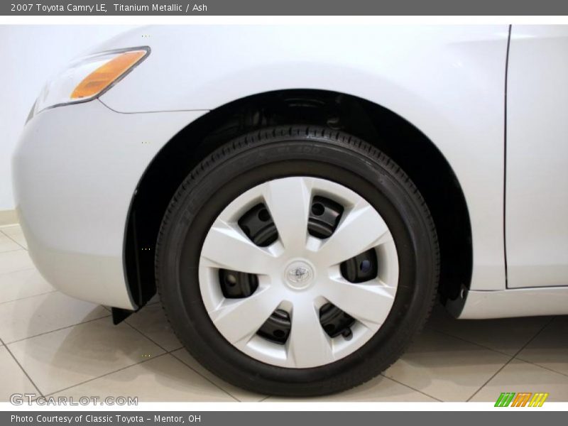 Titanium Metallic / Ash 2007 Toyota Camry LE