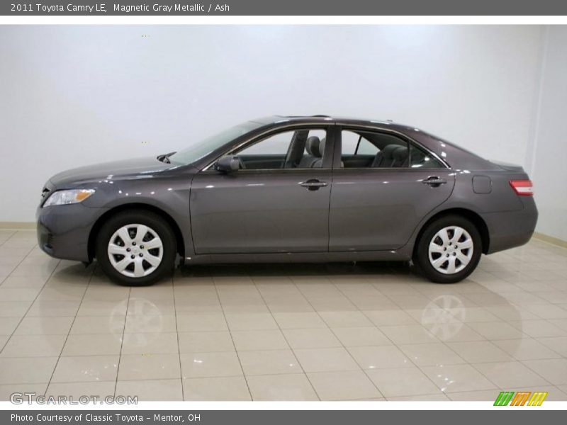 Magnetic Gray Metallic / Ash 2011 Toyota Camry LE