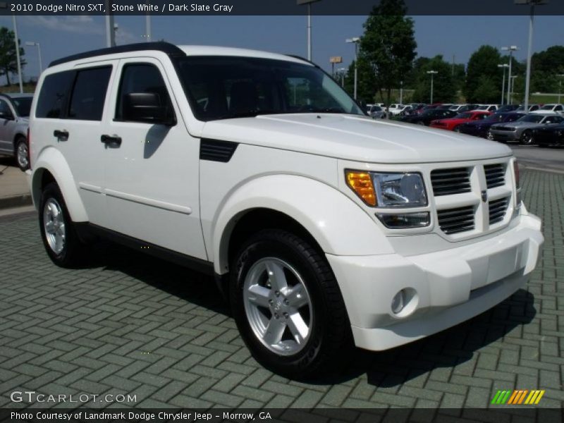Stone White / Dark Slate Gray 2010 Dodge Nitro SXT