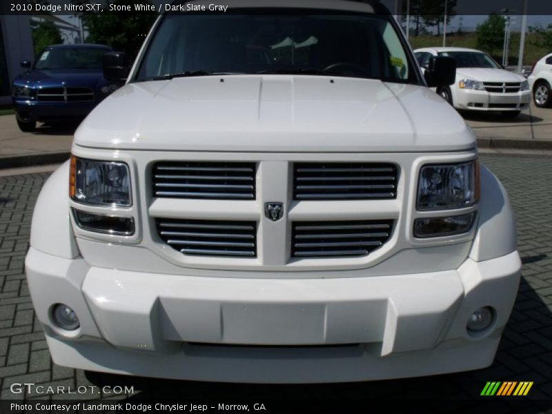 Stone White / Dark Slate Gray 2010 Dodge Nitro SXT