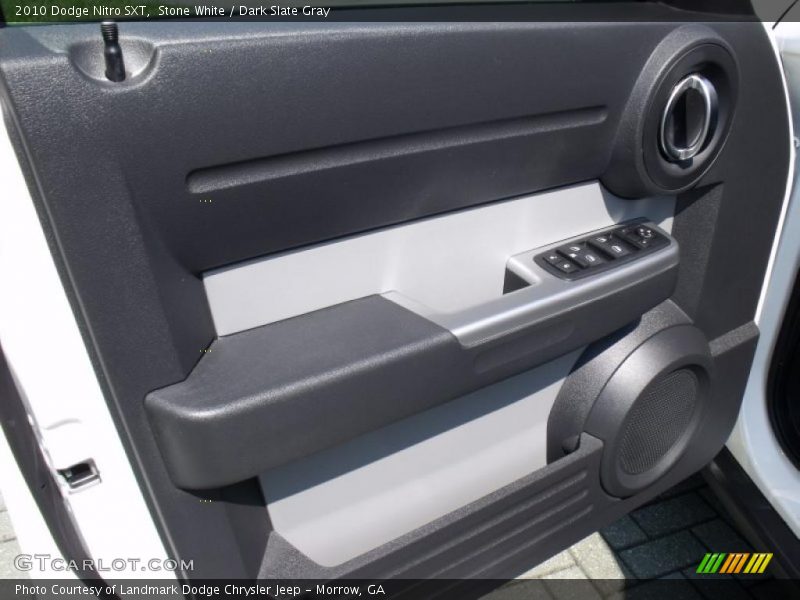 Stone White / Dark Slate Gray 2010 Dodge Nitro SXT