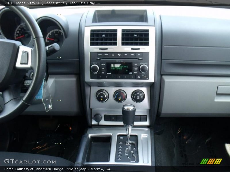 Stone White / Dark Slate Gray 2010 Dodge Nitro SXT
