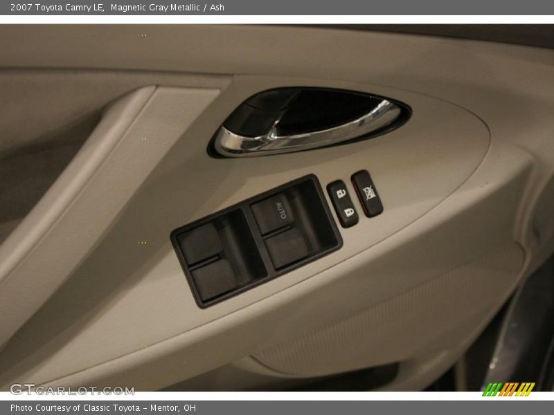 Magnetic Gray Metallic / Ash 2007 Toyota Camry LE