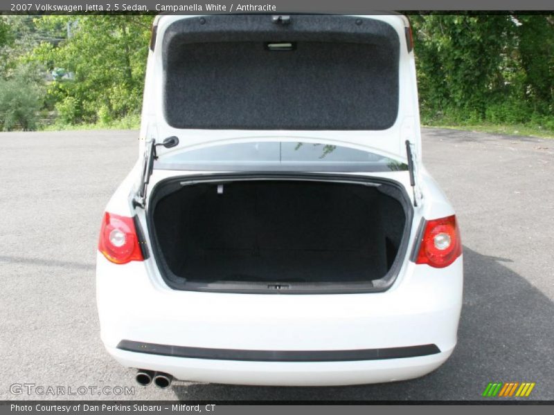 Campanella White / Anthracite 2007 Volkswagen Jetta 2.5 Sedan
