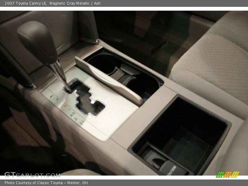Magnetic Gray Metallic / Ash 2007 Toyota Camry LE