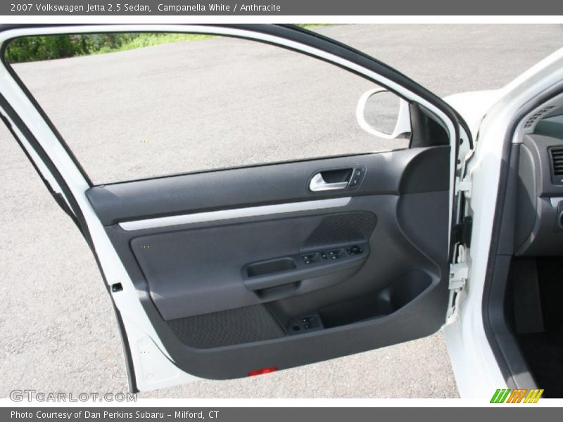 Campanella White / Anthracite 2007 Volkswagen Jetta 2.5 Sedan