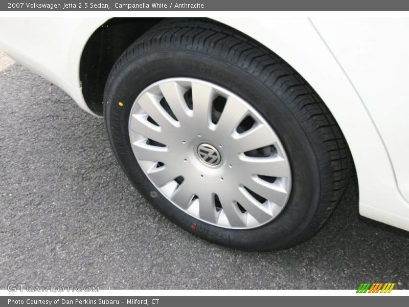 Campanella White / Anthracite 2007 Volkswagen Jetta 2.5 Sedan