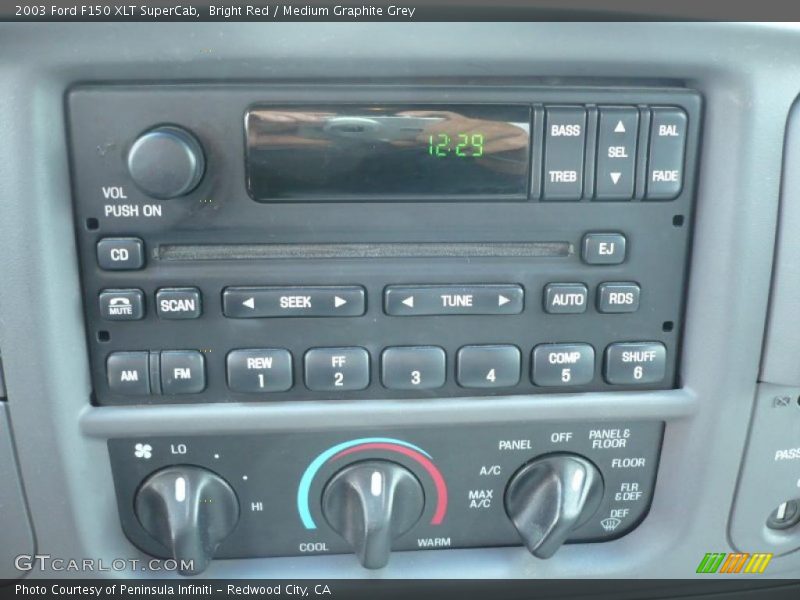 Bright Red / Medium Graphite Grey 2003 Ford F150 XLT SuperCab