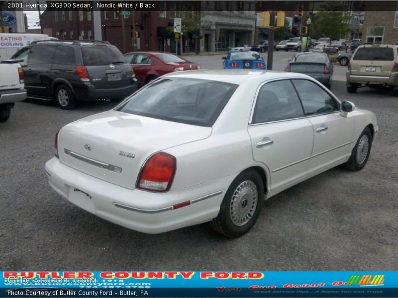 Nordic White / Black 2001 Hyundai XG300 Sedan