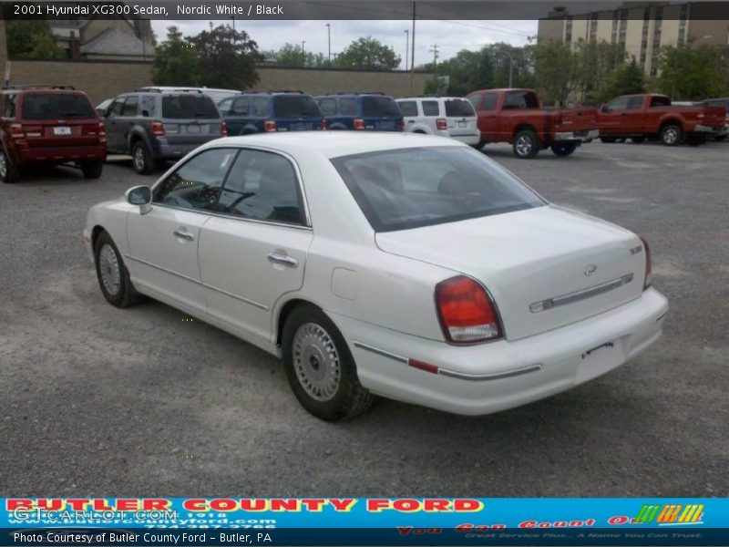 Nordic White / Black 2001 Hyundai XG300 Sedan