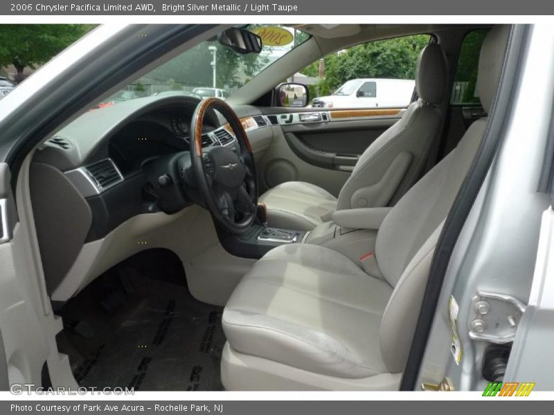 Bright Silver Metallic / Light Taupe 2006 Chrysler Pacifica Limited AWD
