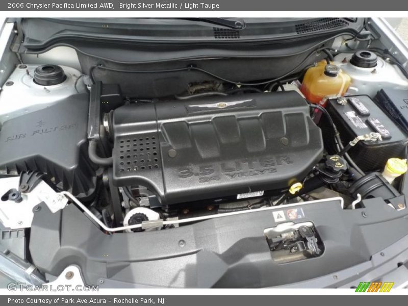 Bright Silver Metallic / Light Taupe 2006 Chrysler Pacifica Limited AWD