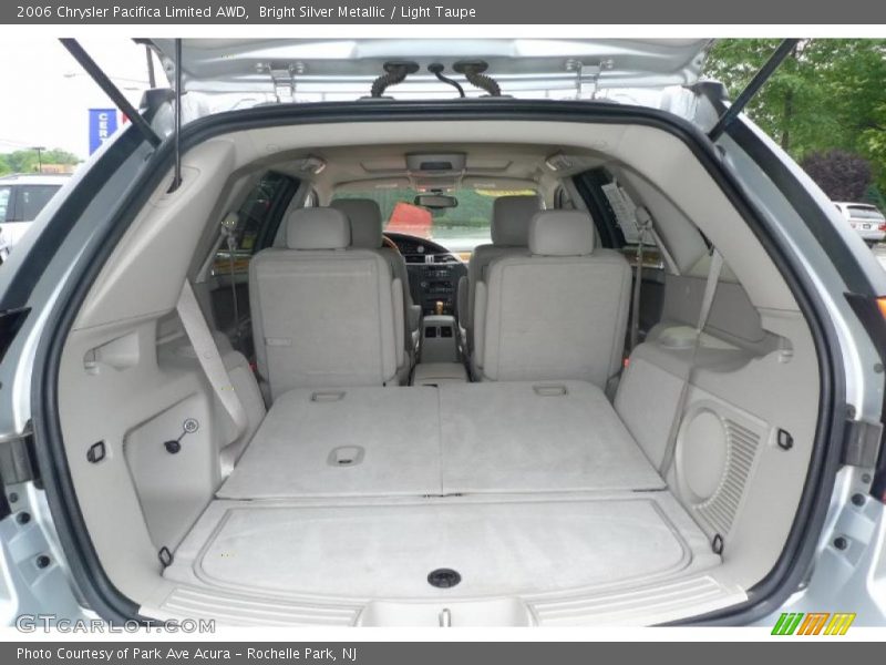Bright Silver Metallic / Light Taupe 2006 Chrysler Pacifica Limited AWD