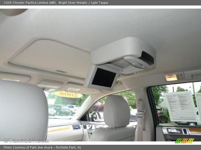 Bright Silver Metallic / Light Taupe 2006 Chrysler Pacifica Limited AWD