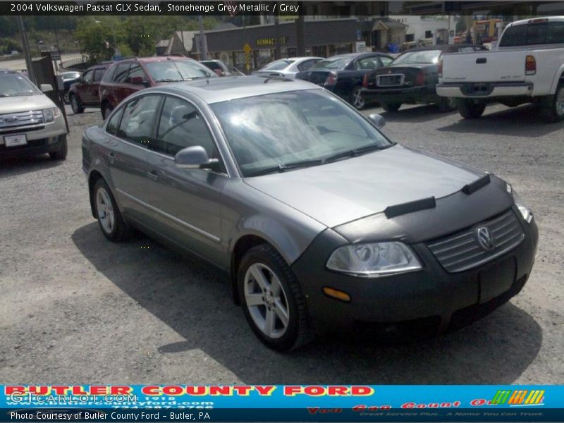 Stonehenge Grey Metallic / Grey 2004 Volkswagen Passat GLX Sedan