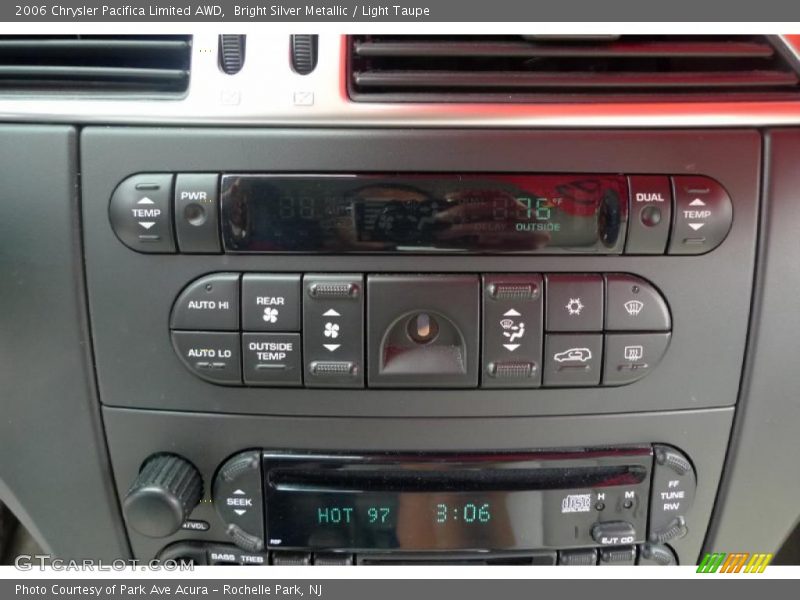 Bright Silver Metallic / Light Taupe 2006 Chrysler Pacifica Limited AWD