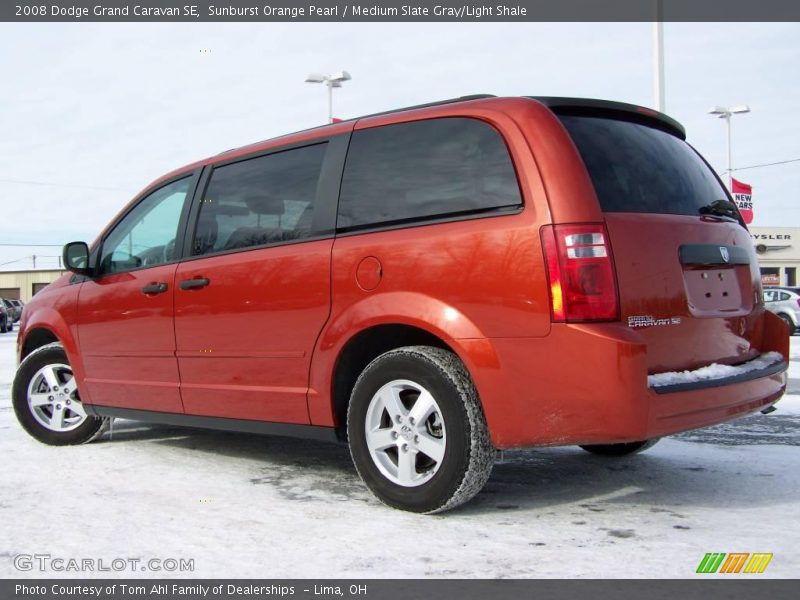 Sunburst Orange Pearl / Medium Slate Gray/Light Shale 2008 Dodge Grand Caravan SE