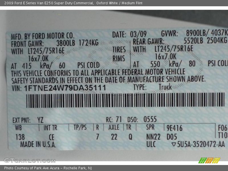 Oxford White / Medium Flint 2009 Ford E Series Van E250 Super Duty Commercial