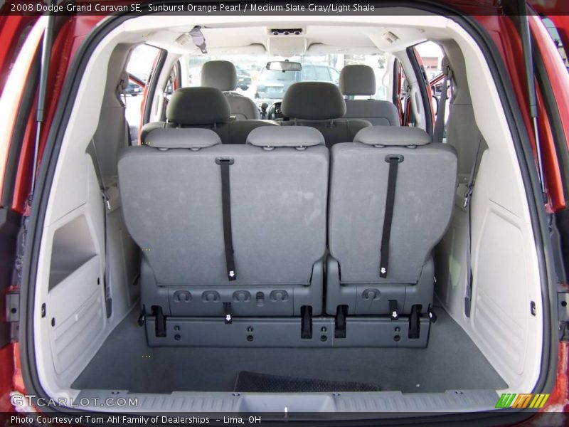 Sunburst Orange Pearl / Medium Slate Gray/Light Shale 2008 Dodge Grand Caravan SE