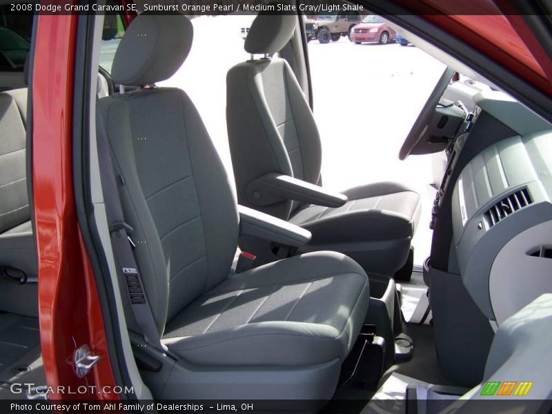 Sunburst Orange Pearl / Medium Slate Gray/Light Shale 2008 Dodge Grand Caravan SE