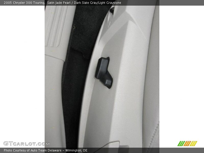 Satin Jade Pearl / Dark Slate Gray/Light Graystone 2005 Chrysler 300 Touring