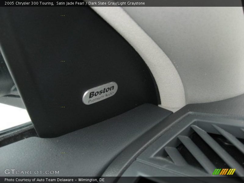 Satin Jade Pearl / Dark Slate Gray/Light Graystone 2005 Chrysler 300 Touring