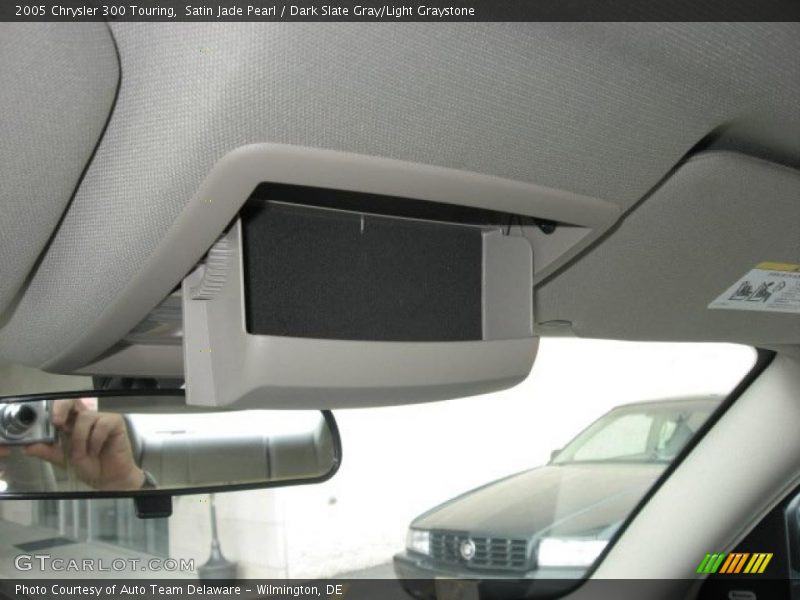 Satin Jade Pearl / Dark Slate Gray/Light Graystone 2005 Chrysler 300 Touring
