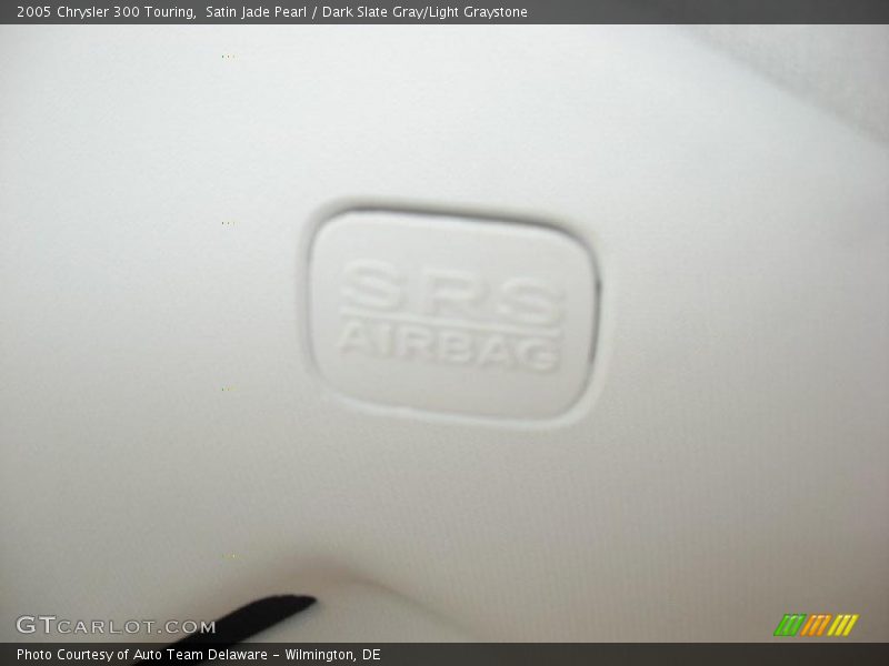 Satin Jade Pearl / Dark Slate Gray/Light Graystone 2005 Chrysler 300 Touring