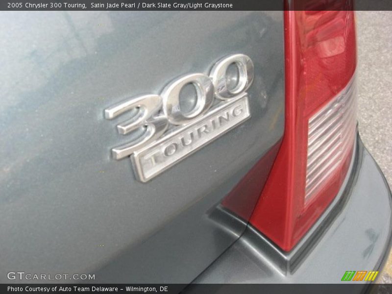 Satin Jade Pearl / Dark Slate Gray/Light Graystone 2005 Chrysler 300 Touring
