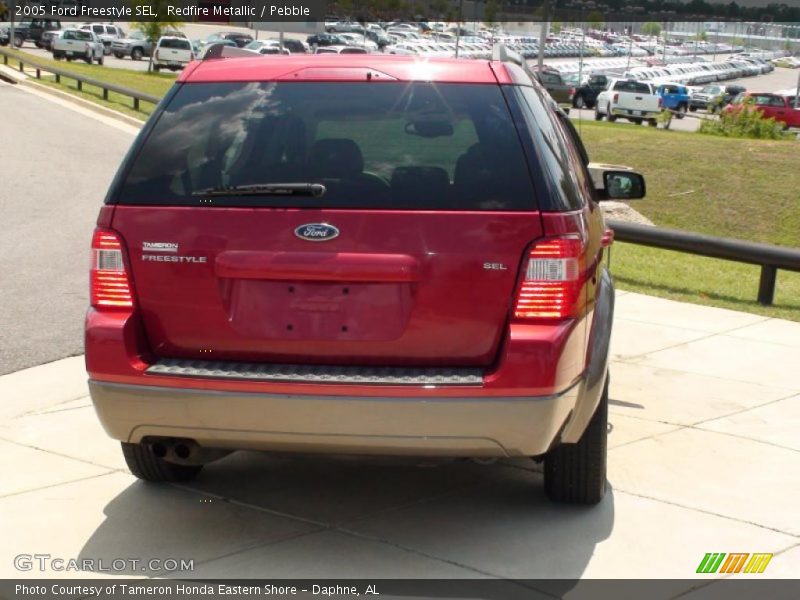 Redfire Metallic / Pebble 2005 Ford Freestyle SEL