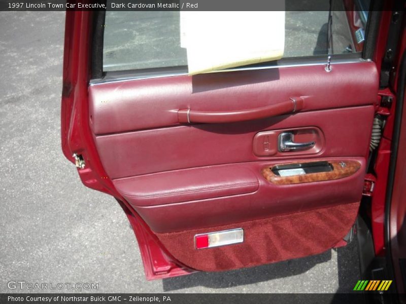 Dark Cardovan Metallic / Red 1997 Lincoln Town Car Executive