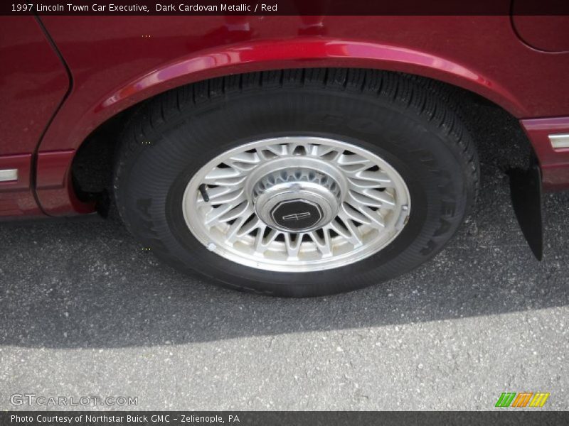 Dark Cardovan Metallic / Red 1997 Lincoln Town Car Executive