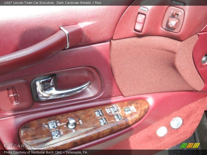 Dark Cardovan Metallic / Red 1997 Lincoln Town Car Executive