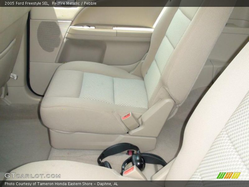 Redfire Metallic / Pebble 2005 Ford Freestyle SEL